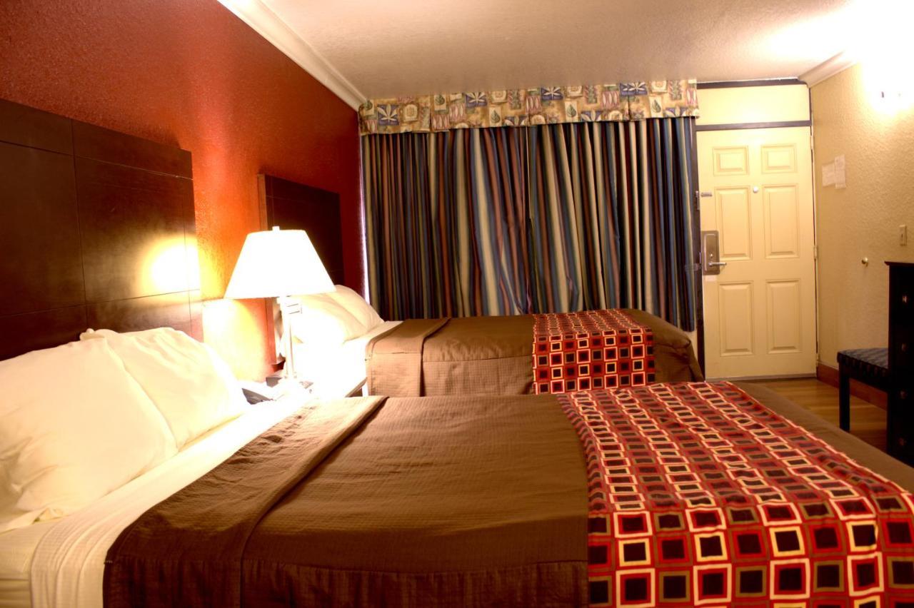 Polynesian Inn Saint Cloud Exterior photo